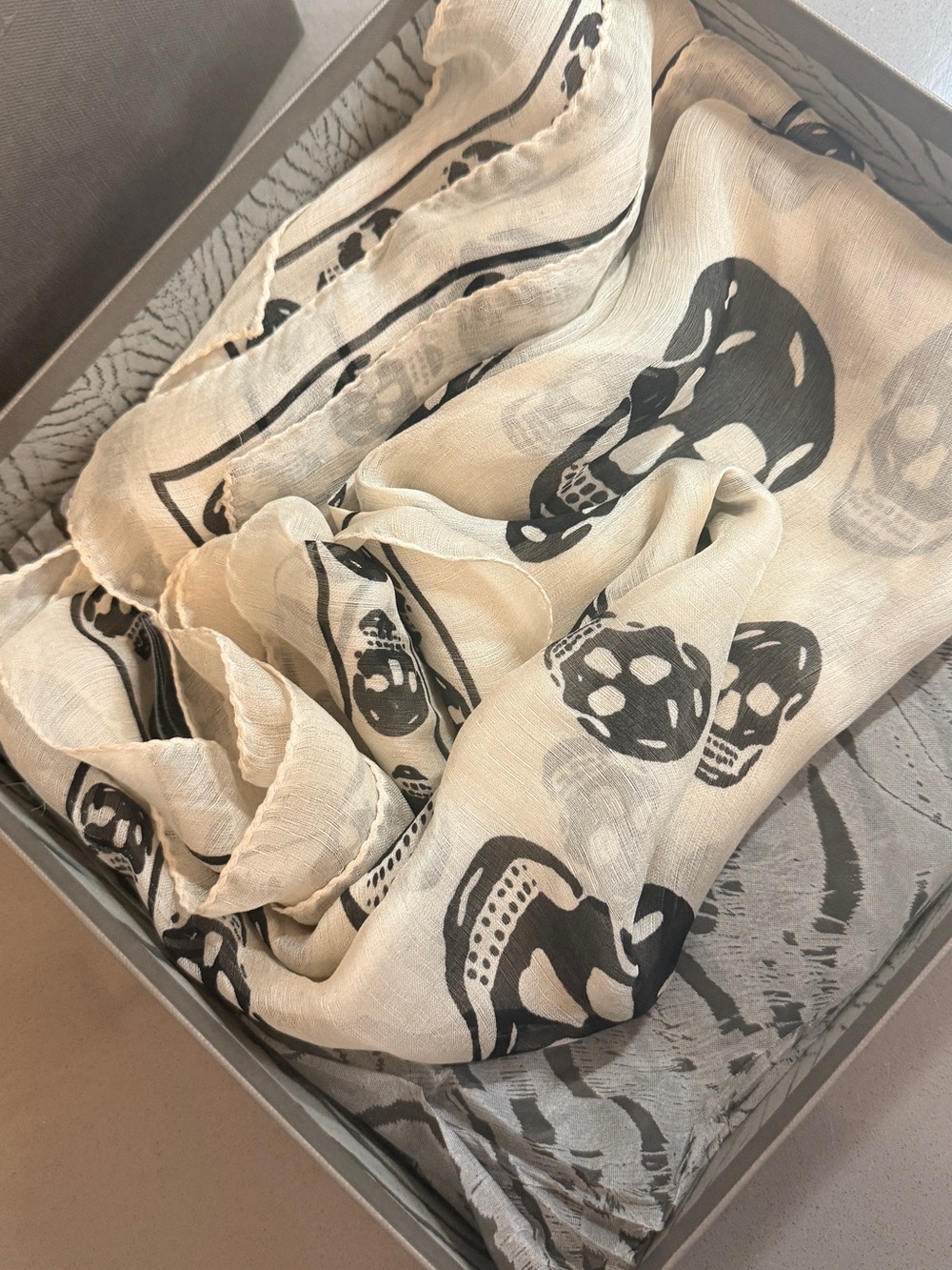Alexander McQueen Classic Skull Scarf Ivory Black Oversized Shawl Wrap